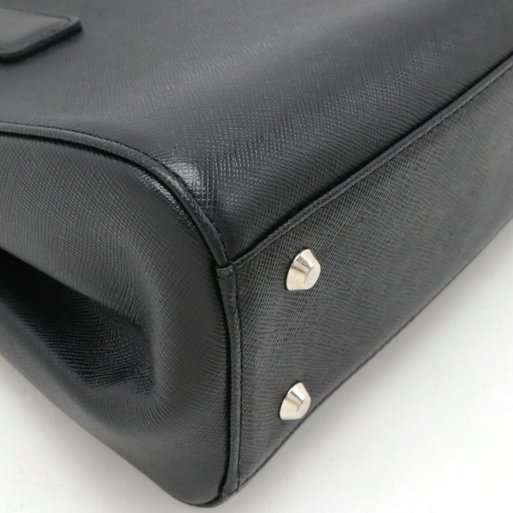 Burberry Burberry Leather Handbag Black Leather Handbag - Picture 3 of 7